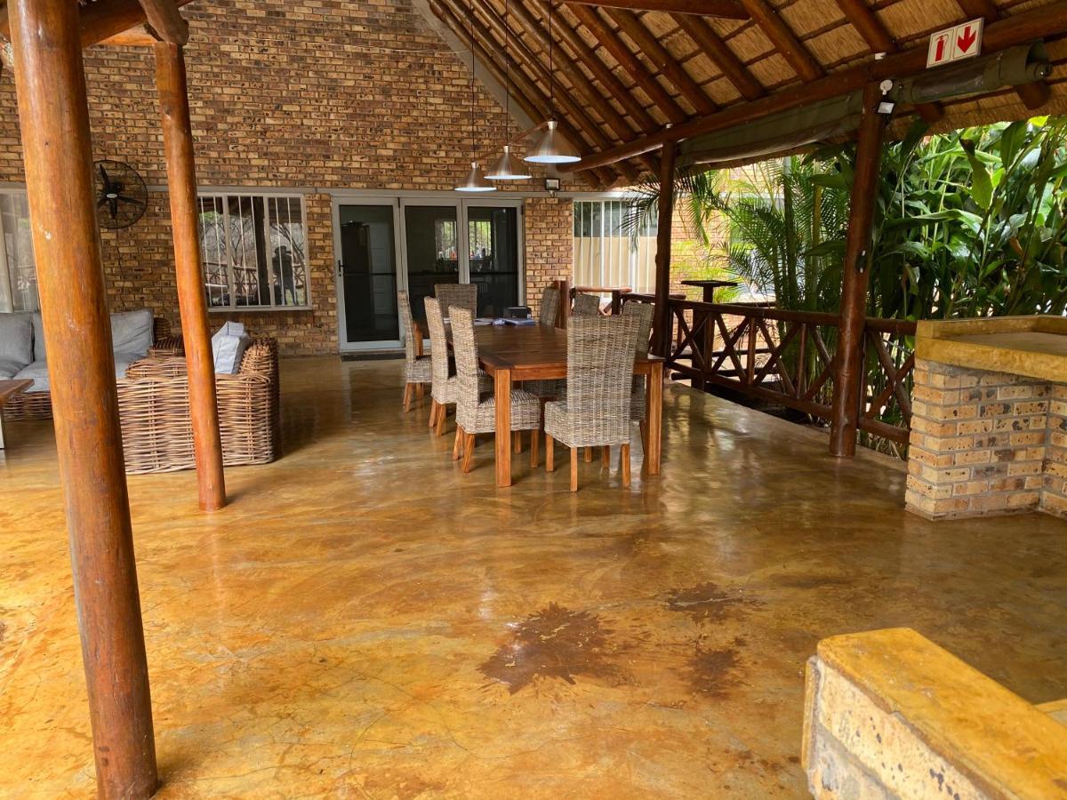 Genet House Holiday Home Marloth Park Ngoại thất bức ảnh